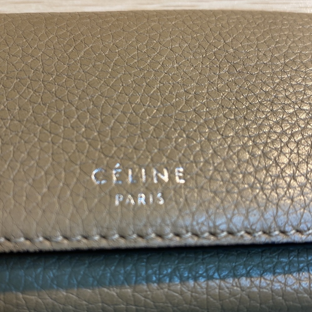 Céline Vintage Tan Leather 6 keycase/2 slot Wallet - Picture 12 of 12